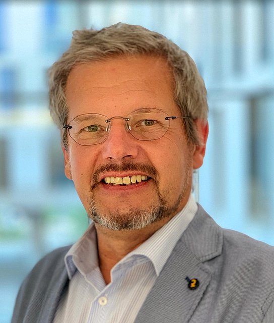 Dr. Carsten Günther